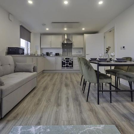 Modern And Bright 2 Bed Apartment In Ashford Ashford  Esterno foto