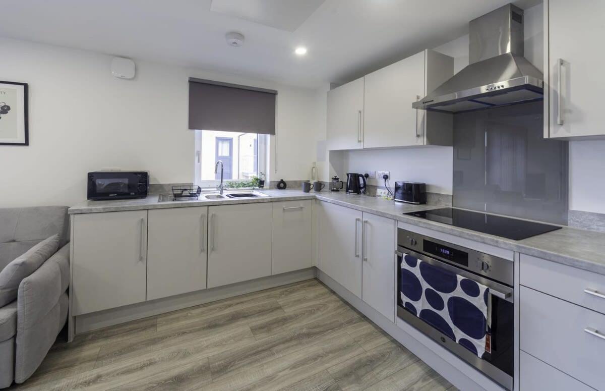 Modern And Bright 2 Bed Apartment In Ashford Ashford  Esterno foto