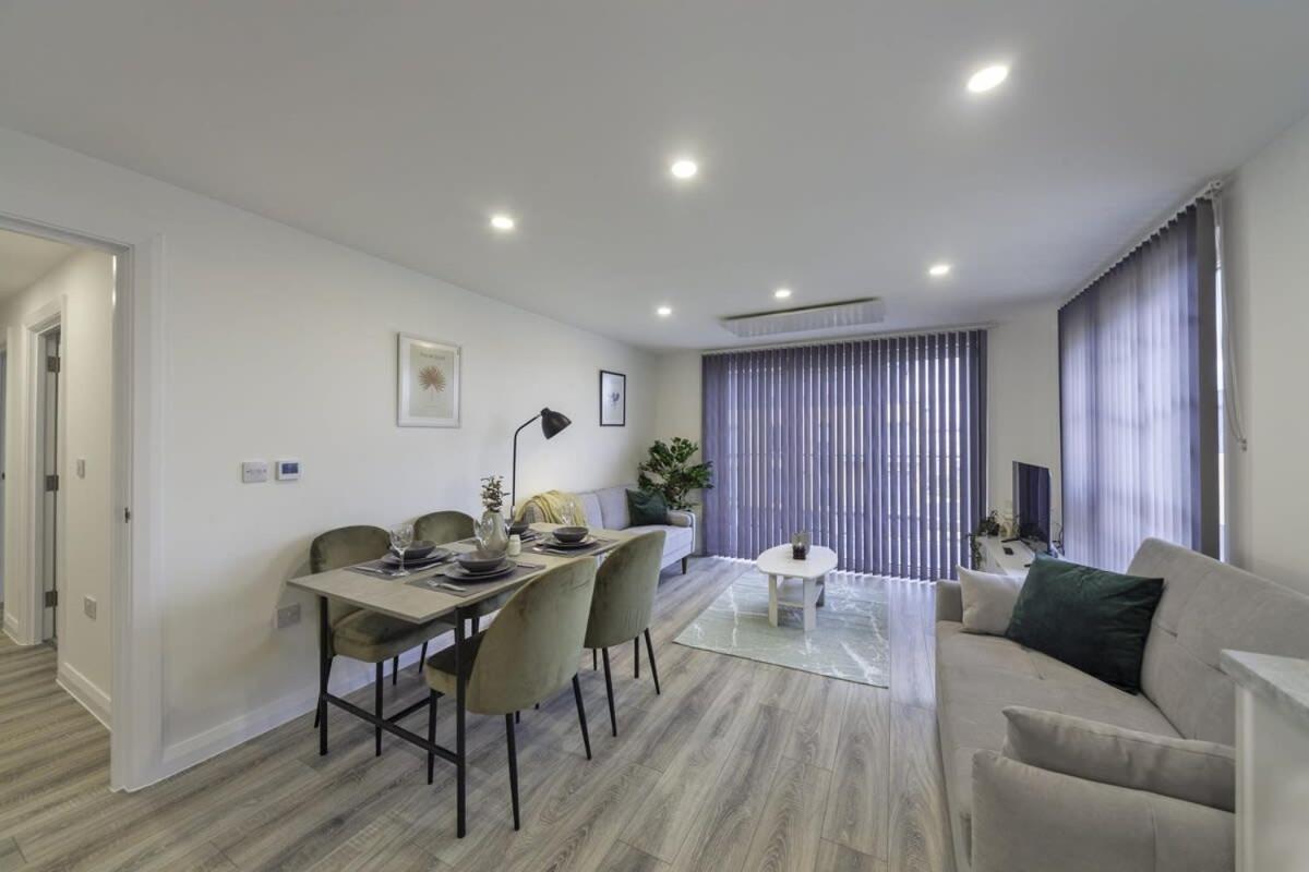 Modern And Bright 2 Bed Apartment In Ashford Ashford  Esterno foto